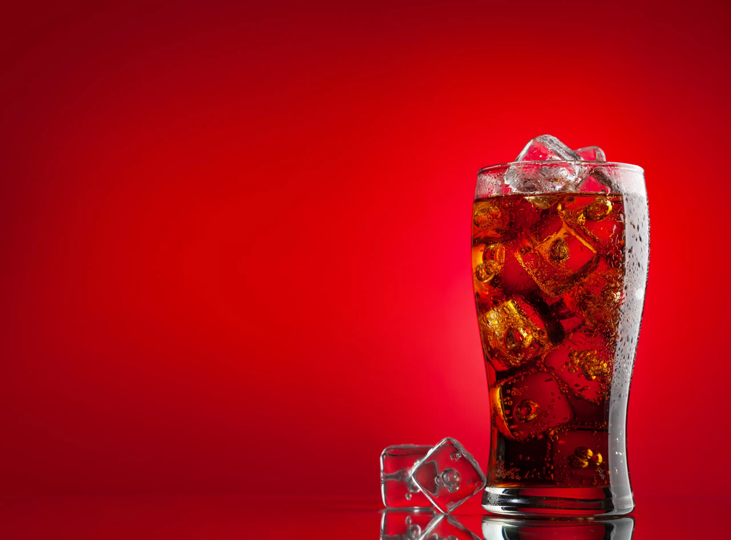 Diet cola with ice in a glass